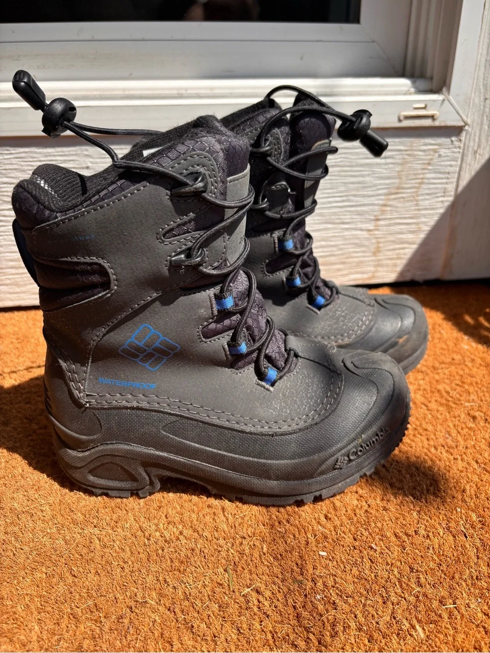 Columbia Bugaboot Plus Omni-Heat kids' boots